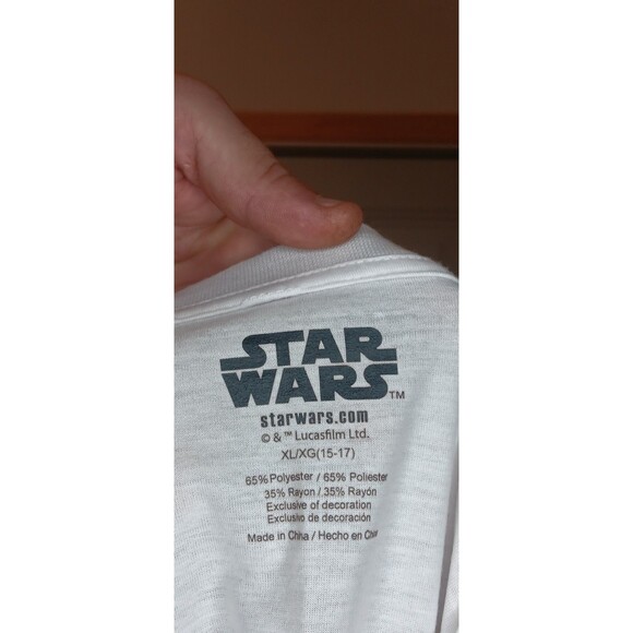 Star Wars XL (15-17) The Mandalorian Grogu Baby Yoda "Easily Distracted" Tee - Picture 3 of 3